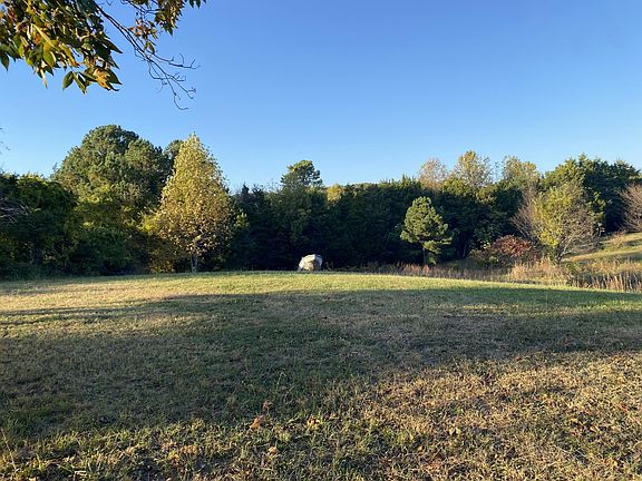 5th image of 233 County Road 365