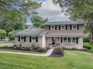 4544 Keene St, Center Valley, PA 18034