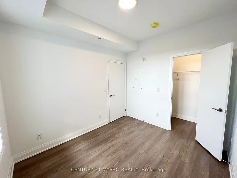 3250 Carding Mill Trl #402 — Photo 13