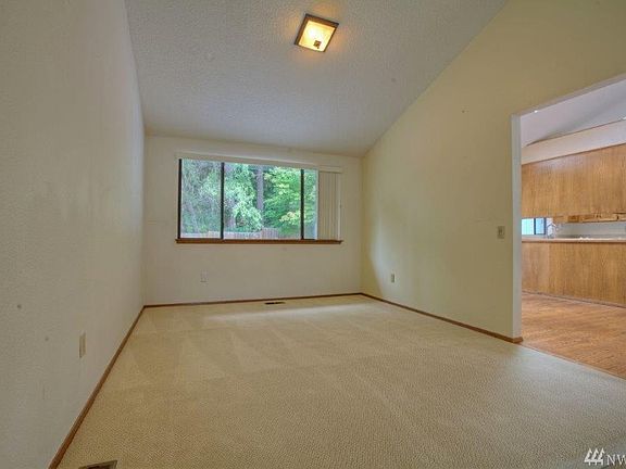 5th image of 11017 139th Street Ct E