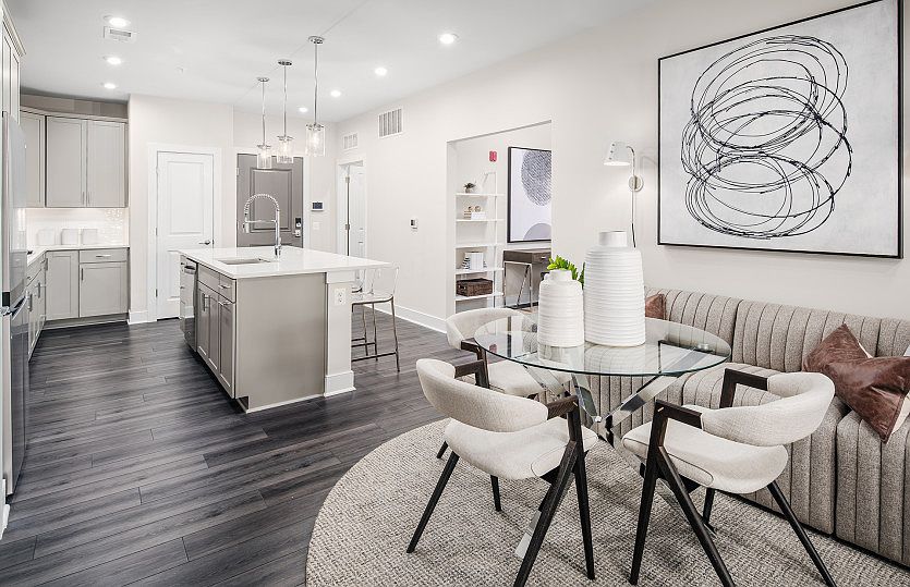 Open Concept Floor Plan Makes Entertaining Easy