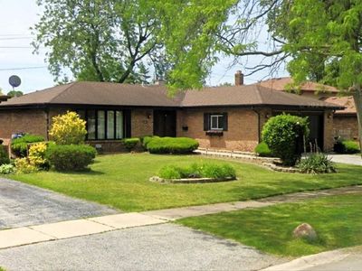 3461 S Manor Dr, Lansing, IL, 60438