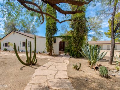 2345 W Black Canyon Dr, New River, AZ, 85087