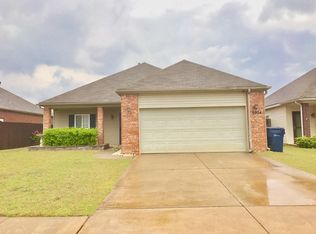 6904 Freedom Ave, Oklahoma City, OK 73135