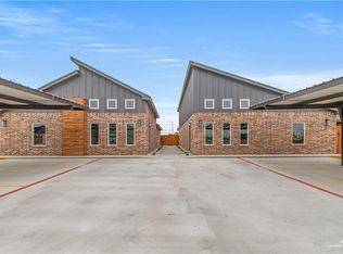900 Hidden Hills St, Mission, TX 78572