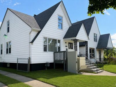 6023 Casmere St, Hamtramck, MI, 48212