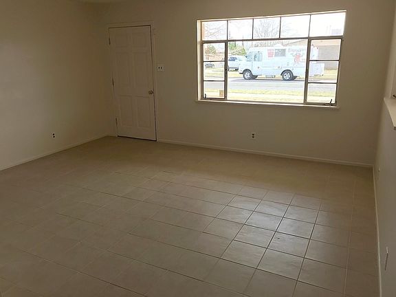 2nd image of 5605 Waycross Ave