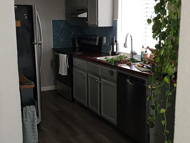 1304 Colony Creek Dr #B — Photo 13