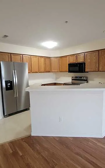 1575 Long Meadow Trail Dr #ENTIRE — Photo 3