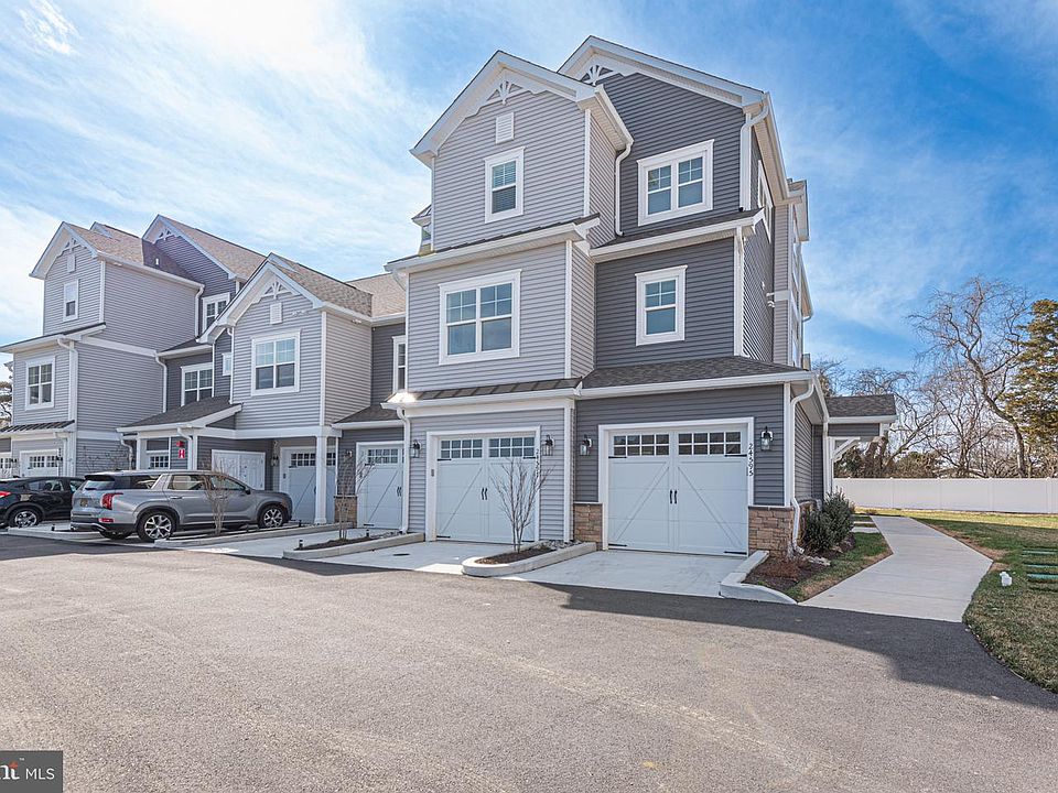 1st image of 24597 Merlot Dr #27-006
