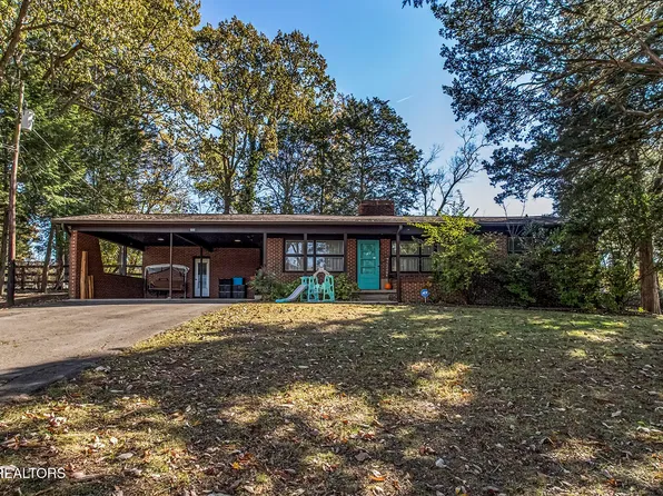 410 Douglas Ln, Clinton, TN 37716