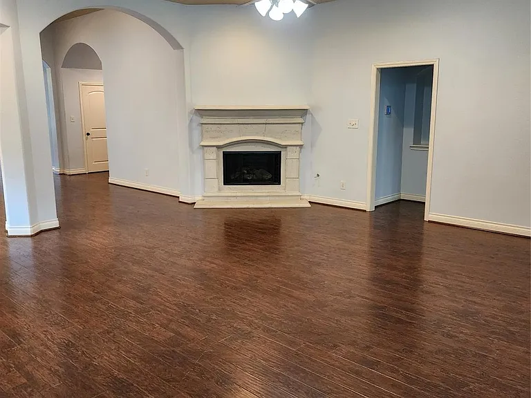 2019 Sunset Springs Dr — Photo 17