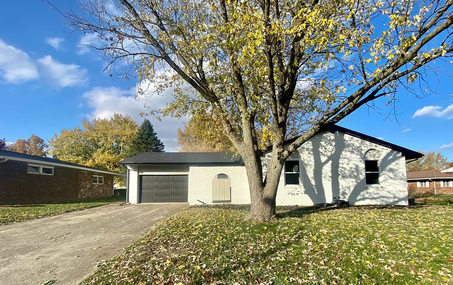 595 Pinecrest Pl photo 1