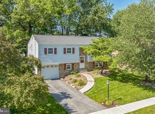 1210 Gross Dr, Mechanicsburg, PA 17050