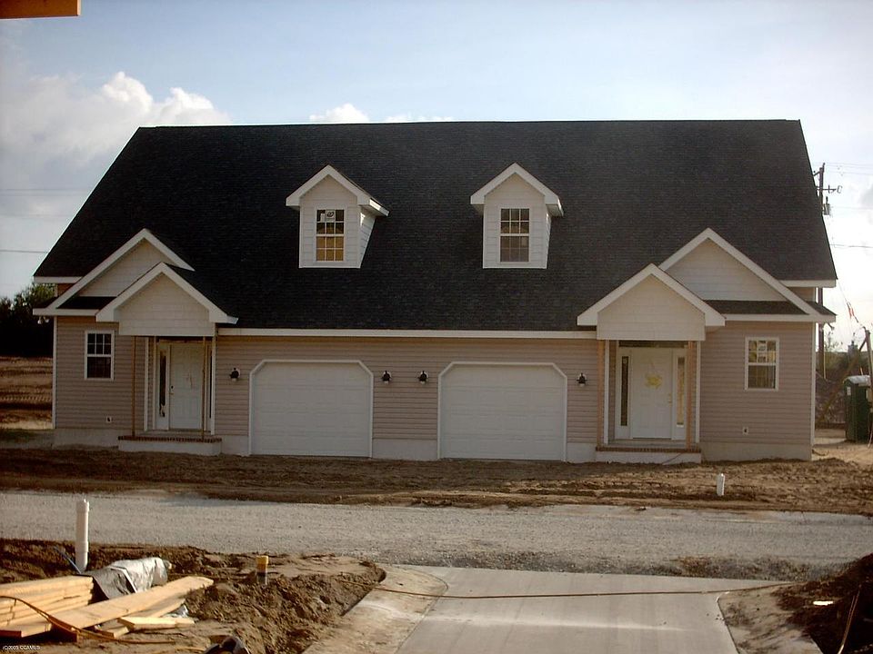 1st image of 528 VILLAGE GREEN #a