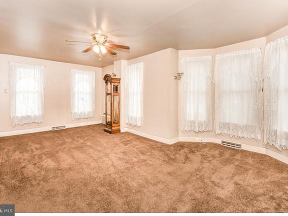 5th image of 2237 38th St