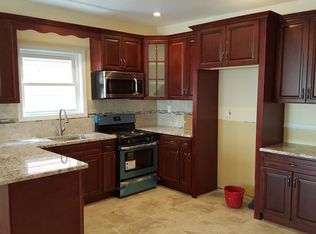 9426 109th St, South Richmond Hill, NY 11419