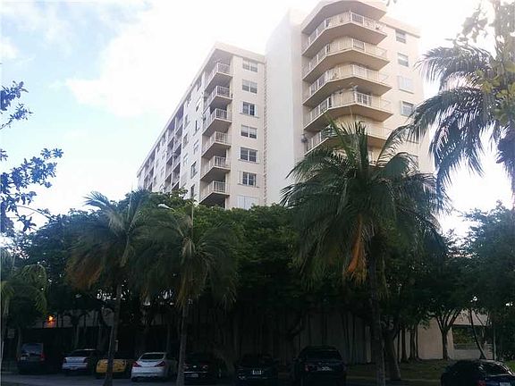 2nd image of 6900 Bay Dr APT 7E