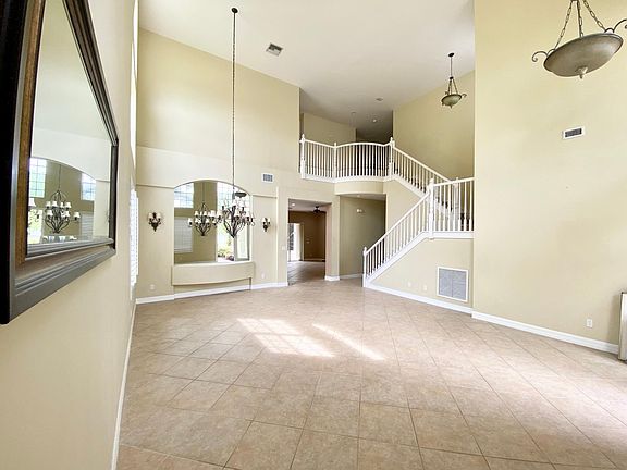 5th image of 2288 Guadelupe Dr