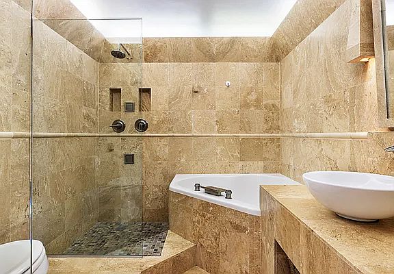 5th image of 211 W 71st St APT 2A
