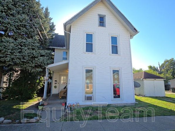 128 N River St #B