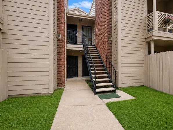 12500 Sandpiper Dr, Houston, TX