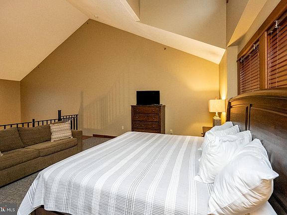 4th image of 565 Glendale Rd #B206