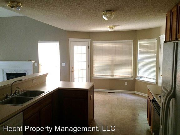 5th image of 101 Glynwater Dr