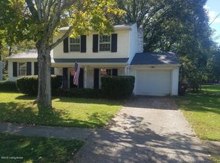 808 Echo Bridge Rd, Middletown, KY 40243