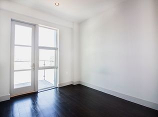 56 Box St APT 3A, Brooklyn, NY 11222