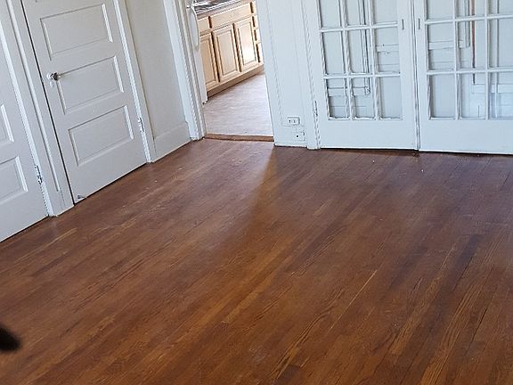 2nd image of 115 E 41st St APT A7