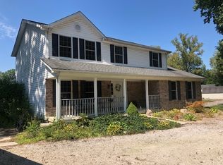 1402 W Crandell St, Mitchell, IN 47421