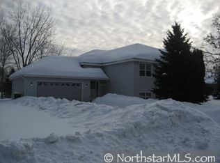 5870 Kitkerry Ct S, Shoreview, MN 55126