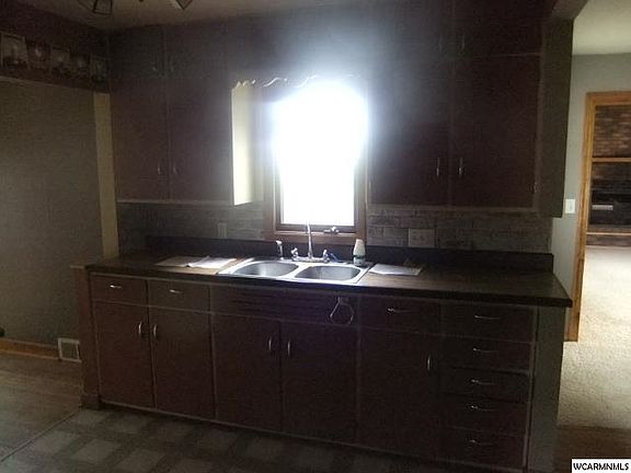 5th image of 119 N Seney Ave