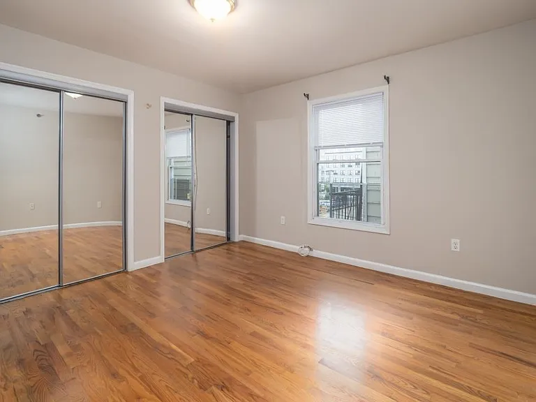 355 W Side Ave #2 — Photo 13