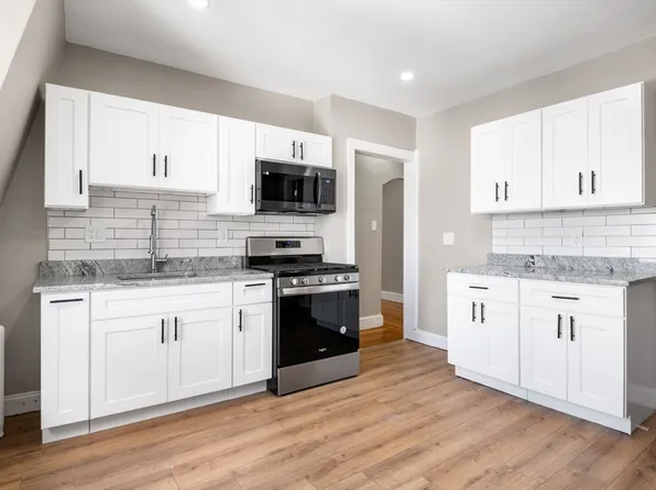 501 Warren St APT 6, Dorchester, MA 02121