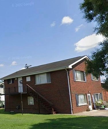 1st image of 1336 Memorial Blvd W APT 1336