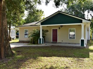 519 Jack Ln, Satsuma, FL 32189