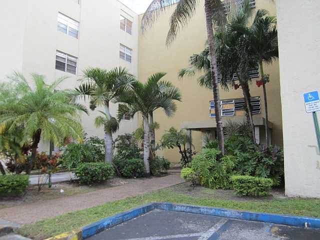 1st image of 6990 Miami Gardens Dr APT 4-504