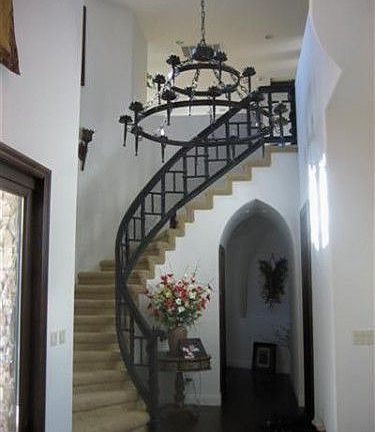 4th image of 605 Landrise Ct