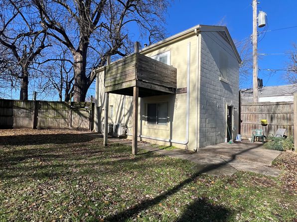 522 Crittenden St #B