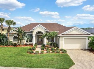 618 Hart Lake Dr, Winter Haven, FL 33884