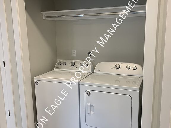 5th image of 511 Borah Ave W #1