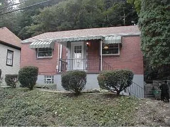 329 Gould Ave photo 1