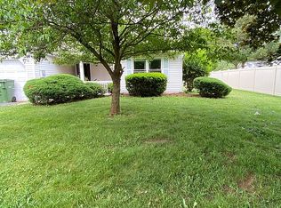 51 Woodbrooke Dr, Edison, NJ 08820