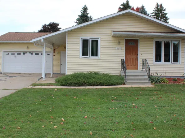 220 3rd Ave NE, Plainview, MN 55964