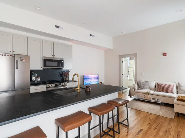 335 W Pike St #C, Covington, KY 41011