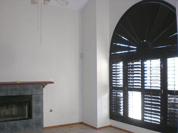 3rd image of 7540 Luz De Lumbre Ave