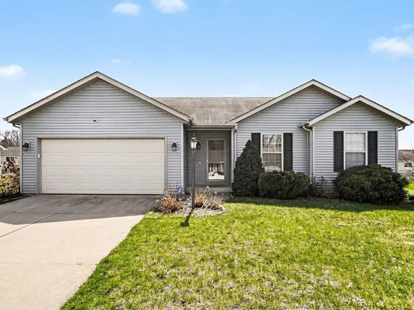 20320 Ambleside Dr, South Bend, IN 46637