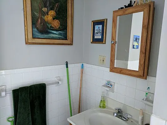 Rented by Lang Realty LLC | media 7